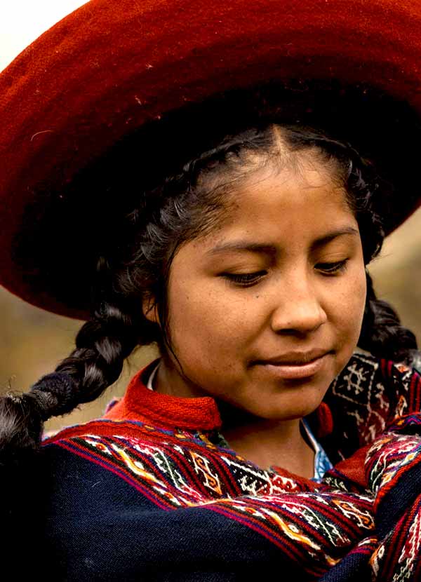 Prodej přírodních vlasů z Peru a Kolumbie